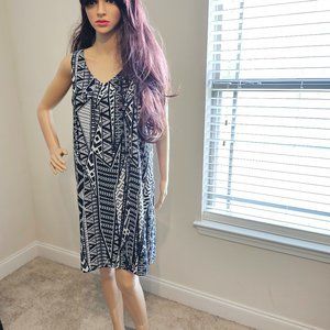 Charming Charlie ~ size M ~ Sleeveless black and white geometric print dress